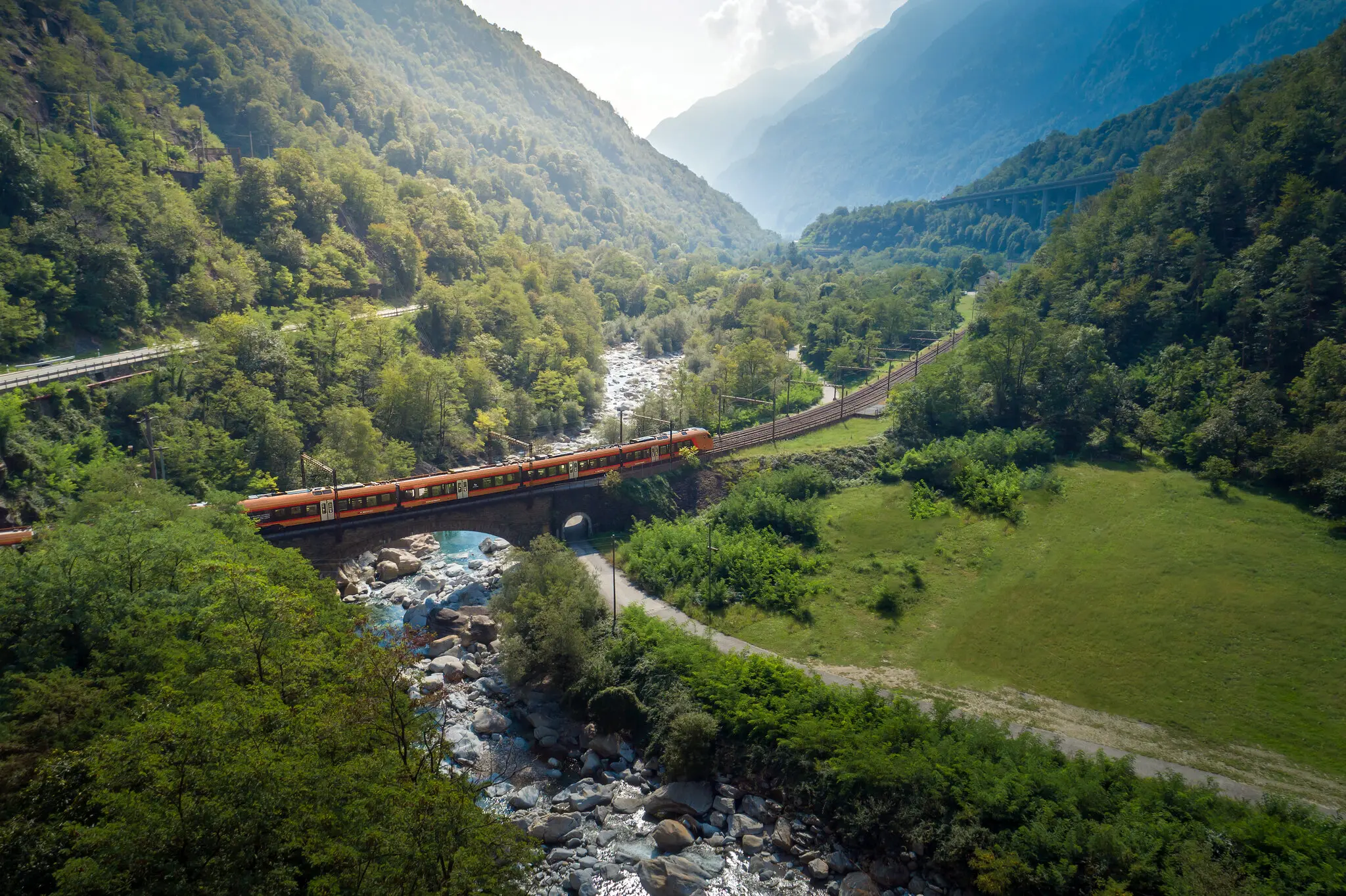 5 залізничних маршрутів, що відкривають неймовірну красу Європи: комфортні подорожі крізь пейзажі, історію та культуру